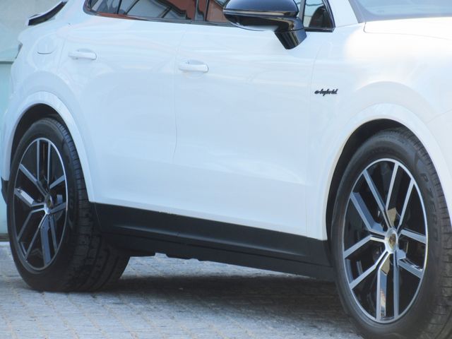 PORSCHE CAYENNE COUP 2024 Image 31