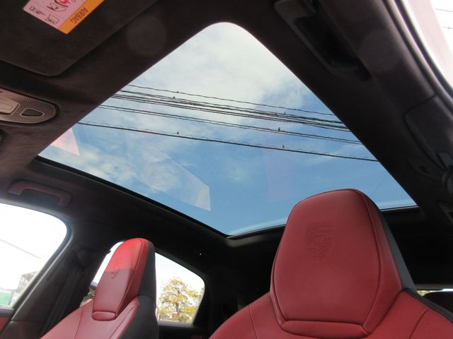 PORSCHE CAYENNE COUP 2024 Image 31