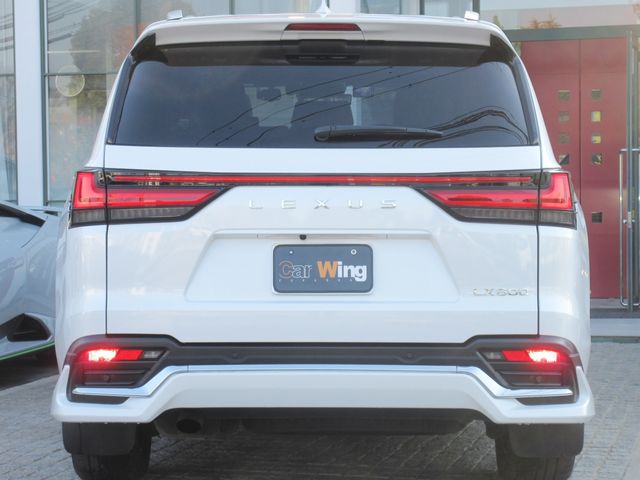 TOYOTA LEXUS LX600 2024 Image 31