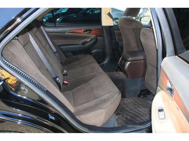 TOYOTA CROWN SEDAN HYBRID 2013 Image 31