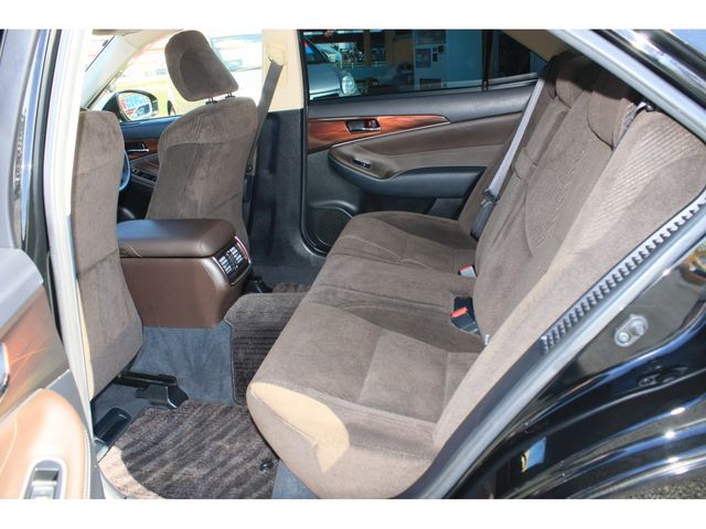 TOYOTA CROWN SEDAN HYBRID 2013 Image 31