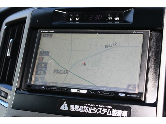 TOYOTA CROWN SEDAN HYBRID 2013 Image 31