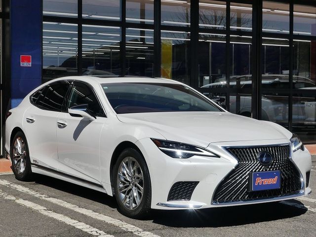 TOYOTA LEXUS LS500H 2021 Image 31