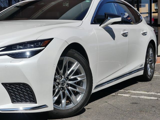 TOYOTA LEXUS LS500H 2021 Image 31