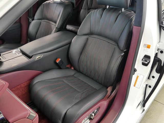 TOYOTA LEXUS LS500H 2021 Image 31