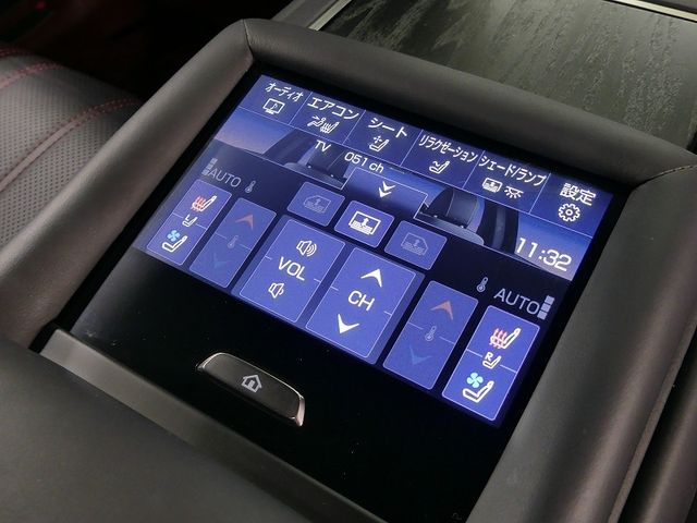 TOYOTA LEXUS LS500H 2021 Image 31