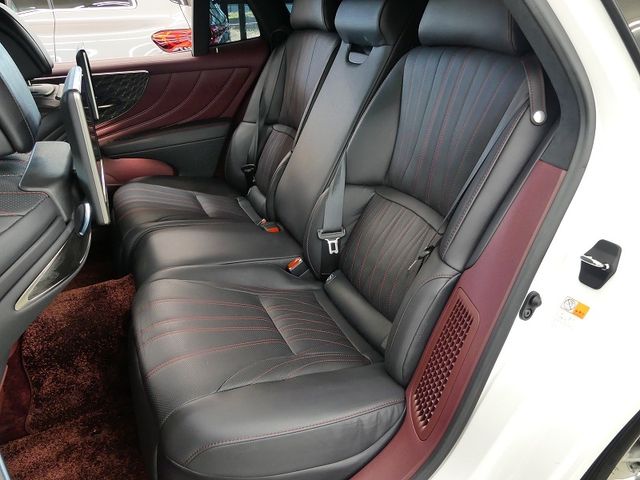 TOYOTA LEXUS LS500H 2021 Image 31