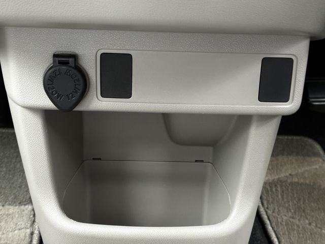 TOYOTA PASSO 4WD 2018 Image 31