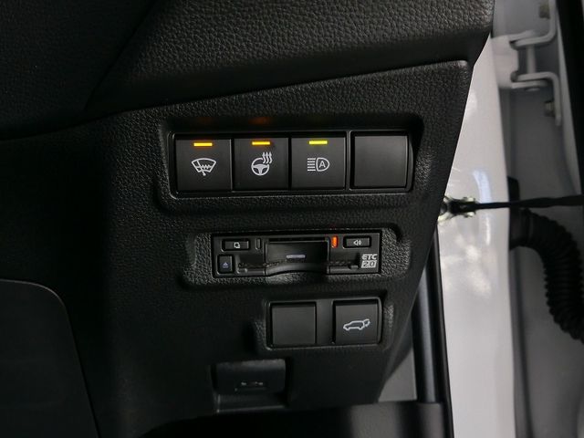 TOYOTA COROLLA CROSS HYBRID 2026 Image 31