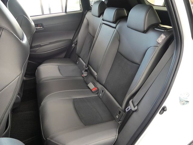 TOYOTA COROLLA CROSS HYBRID 2026 Image 31