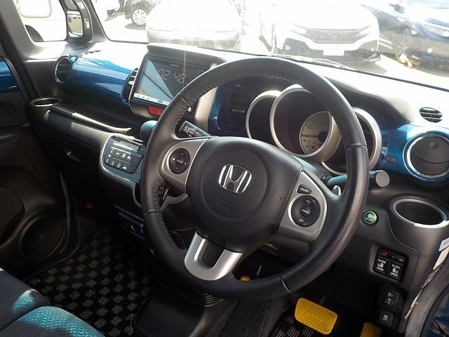 HONDA N BOX+ 2013 Image 31