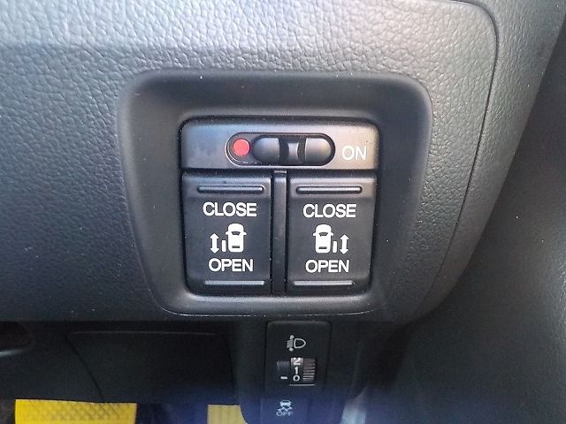 HONDA N BOX+ 2013 Image 31