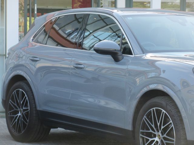 PORSCHE CAYENNE 2024 Image 31