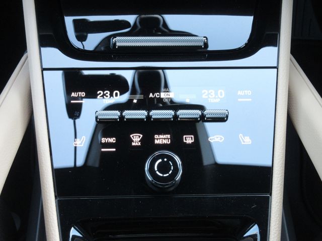 PORSCHE CAYENNE 2024 Image 31