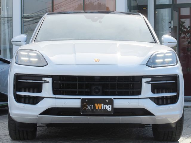 PORSCHE CAYENNE COUP 2024 Image 31