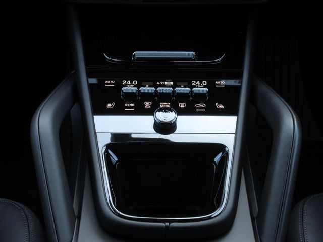 PORSCHE CAYENNE COUP 2024 Image 31