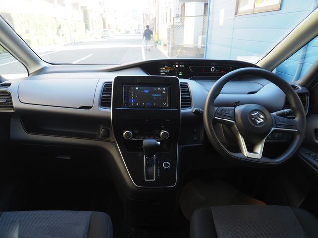 SUZUKI LANDY 2021 Image 31