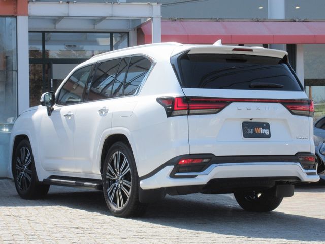 TOYOTA LEXUS LX600 2024 Image 31