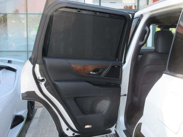 TOYOTA LEXUS LX600 2024 Image 31