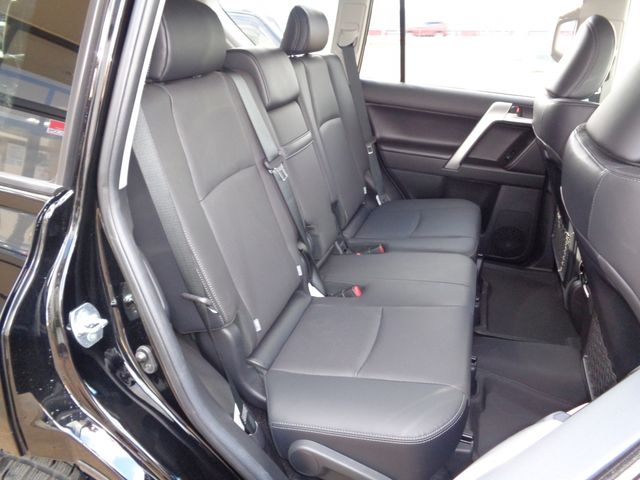 TOYOTA LANDCRUISER PRADO 2022 Image 31