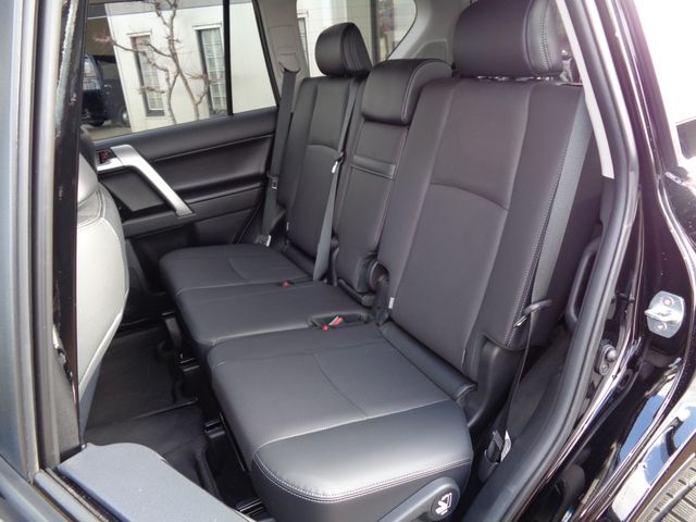 TOYOTA LANDCRUISER PRADO 2022 Image 31