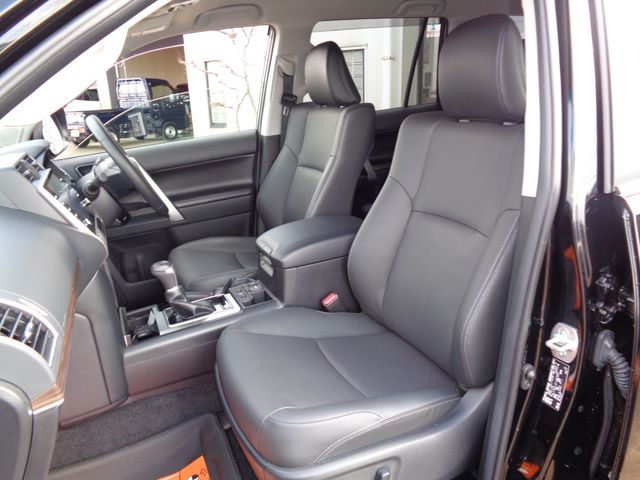 TOYOTA LANDCRUISER PRADO 2022 Image 31