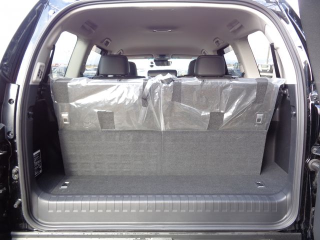 TOYOTA LANDCRUISER PRADO 2022 Image 31