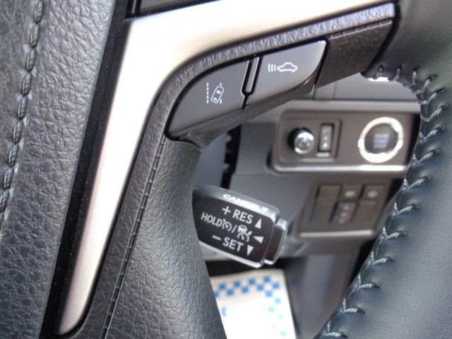 TOYOTA LANDCRUISER PRADO 2022 Image 31