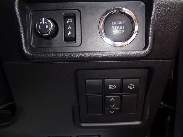 TOYOTA LANDCRUISER PRADO 2022 Image 31