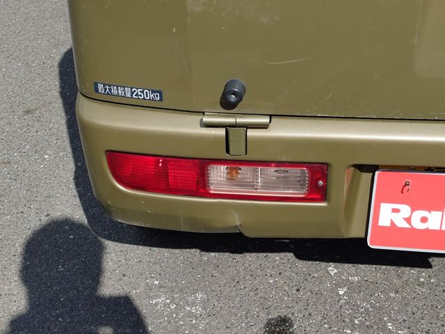 DAIHATSU HIJET DECKVAN 4WD 2016 Image 31