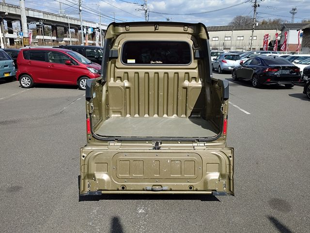 DAIHATSU HIJET DECKVAN 4WD 2016 Image 31