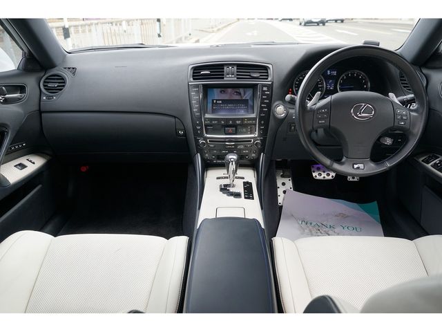 TOYOTA LEXUS IS F 2009 Image 31