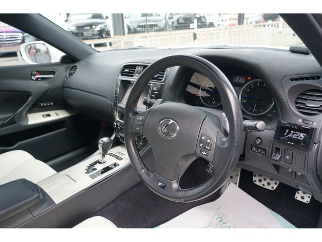 TOYOTA LEXUS IS F 2009 Image 31