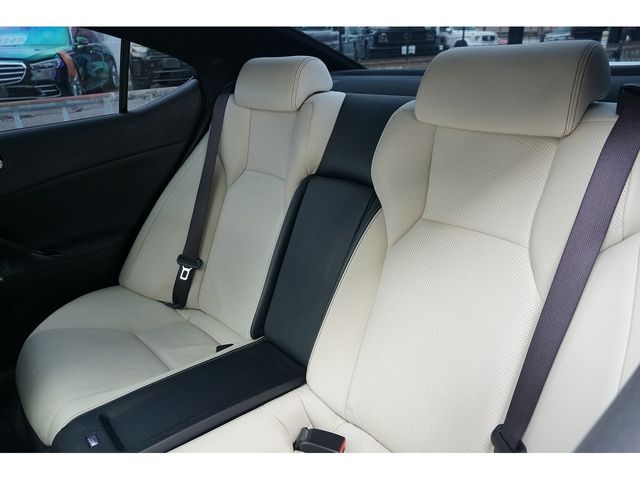 TOYOTA LEXUS IS F 2009 Image 31