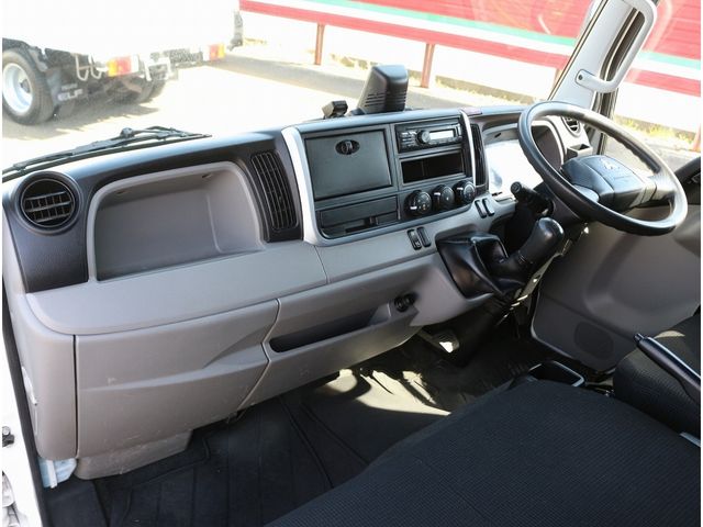 MITSUBISHI CANTER 2020 Image 31