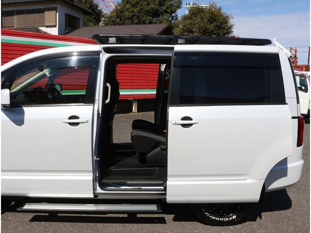 MITSUBISHI DELICA D:5 4WD 2023 Image 31