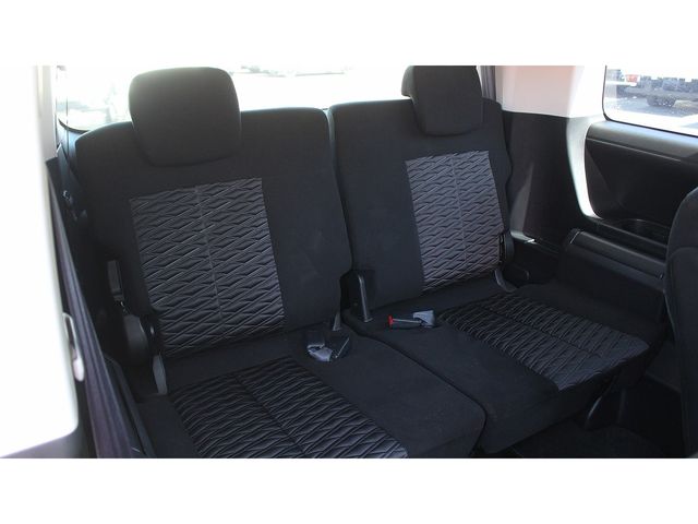 MITSUBISHI DELICA D:5 4WD 2023 Image 31