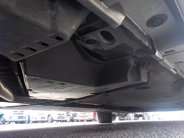 TOYOTA LEXUS ES300H 2019 Image 31