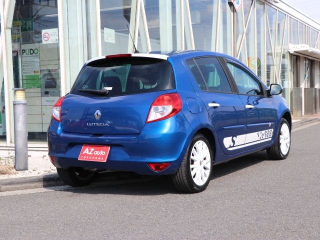 RENAULT LUTECIA 2011 Image 31