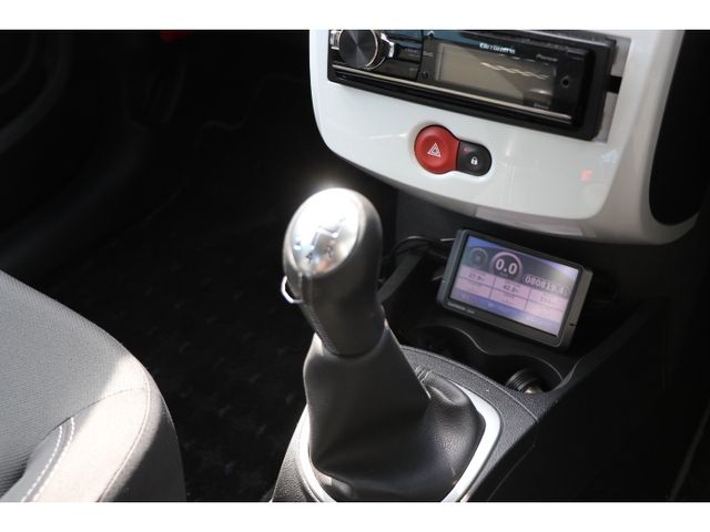 RENAULT LUTECIA 2011 Image 31