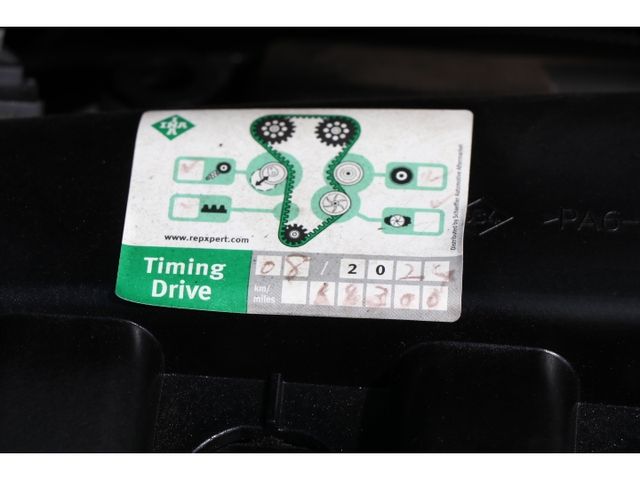 RENAULT LUTECIA 2011 Image 31