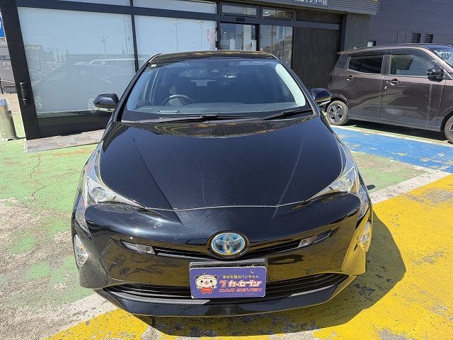 TOYOTA PRIUS 2017 Image 31