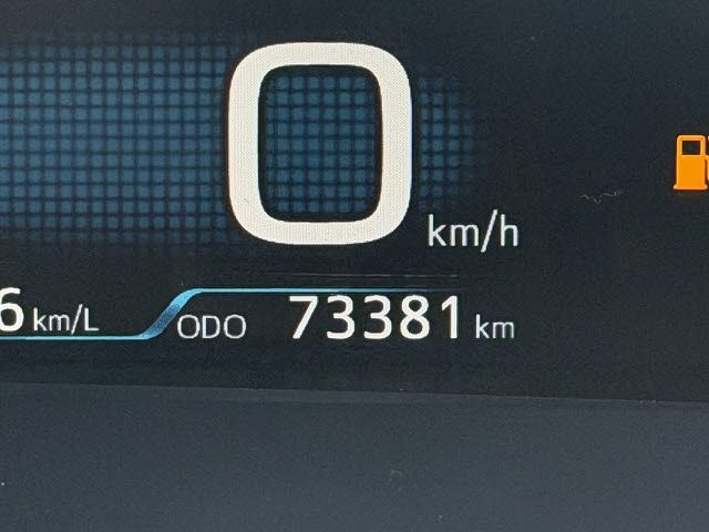 TOYOTA PRIUS 2017 Image 31