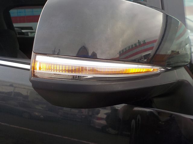 TOYOTA VELLFIRE 2015 Image 31