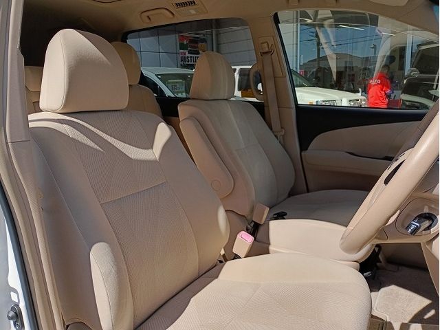 TOYOTA ESTIMA 2013 Image 31