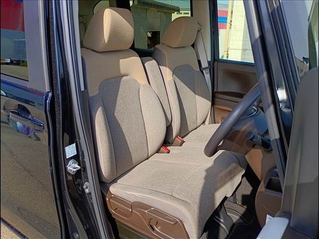 HONDA N BOX 2021 Image 31