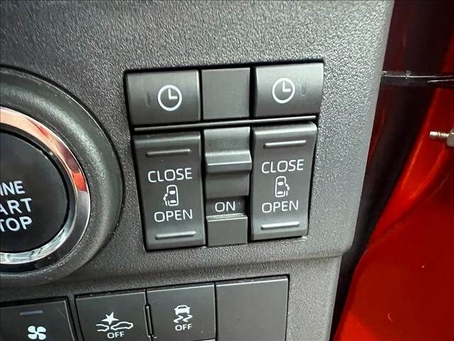 DAIHATSU ATRAI VAN 4WD 2022 Image 31