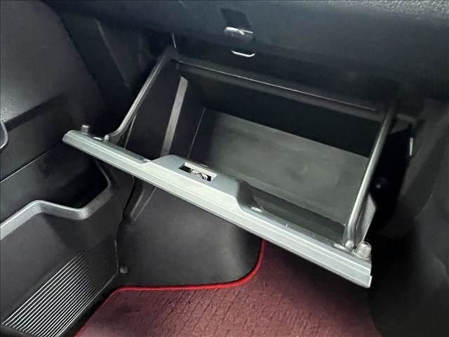 DAIHATSU ATRAI VAN 4WD 2022 Image 31