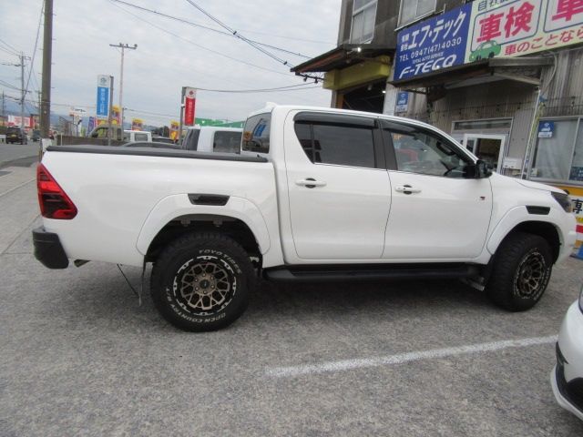 TOYOTA HILUX 4WD 2023 Image 31