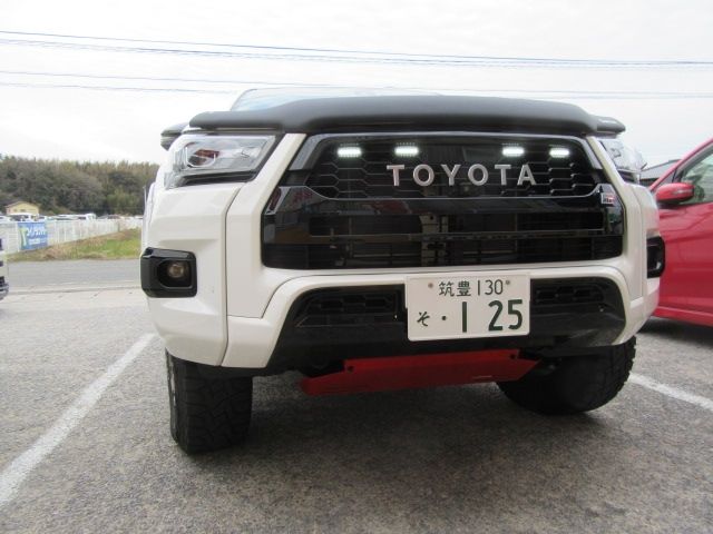 TOYOTA HILUX 4WD 2023 Image 31